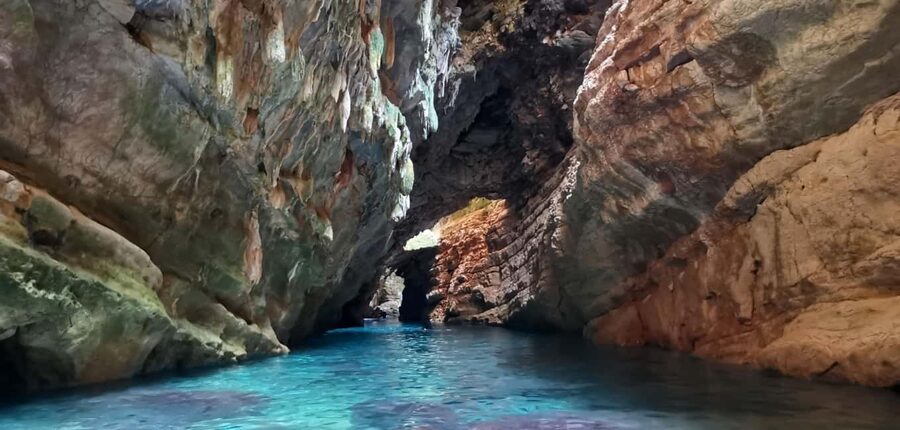 Zadar: Sakarun, Cave, Blue Lagoon, Dragon Eye & Snorkel Tour - Veli Žal Blue Lagoon: swim, then decide how you want to spend the break